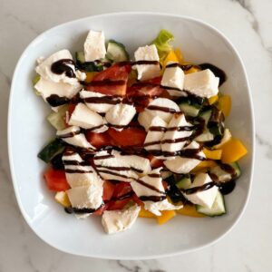 perfekter sommersalat vegetarischer salat mozzarella